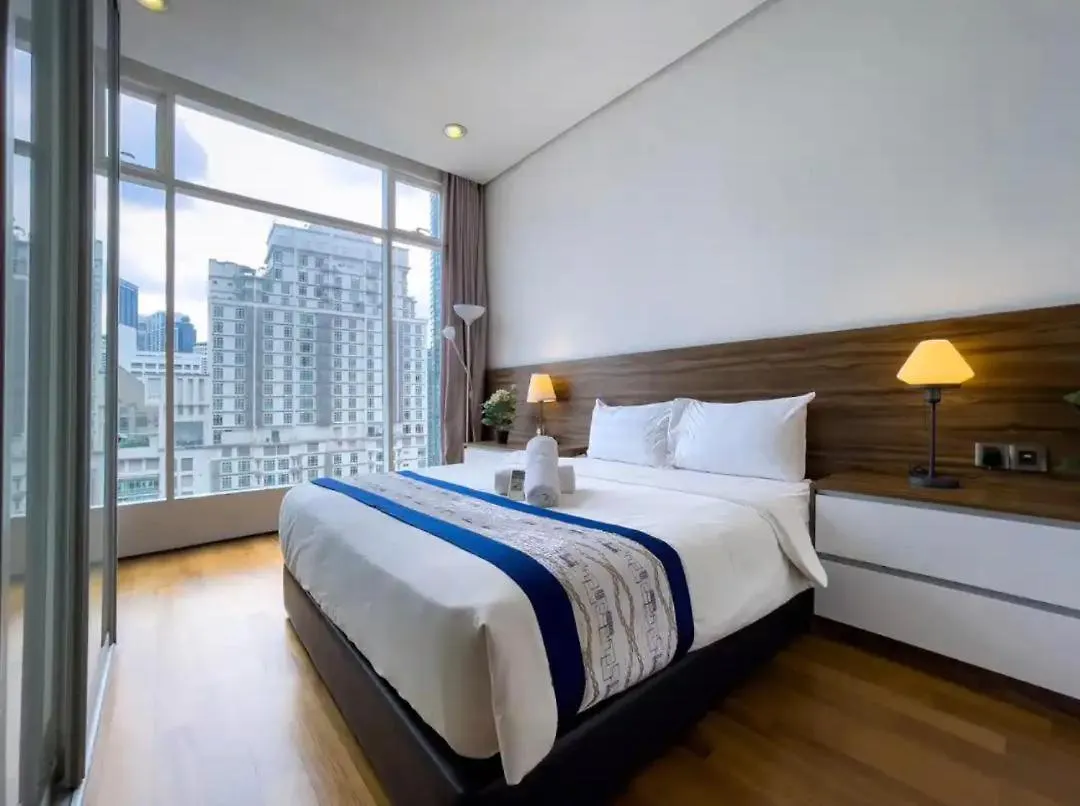 Summer Hotel And Condo Suites Klcc contacts
